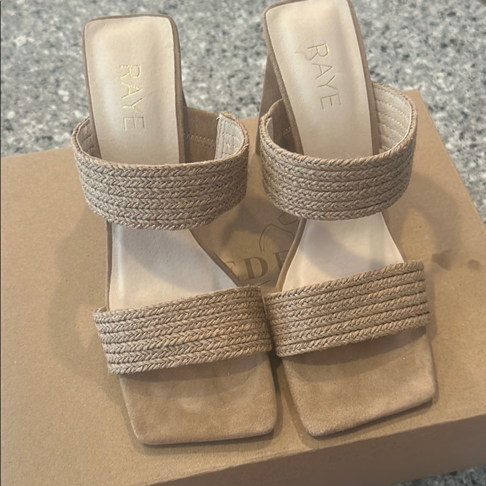 RAYE Wedges